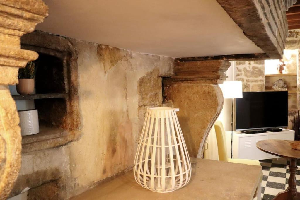Entre Uzes Et Le Pont-Du-Gard Le Logis D'Autrefois Apartment แกสติญง-ดู-การ์ ภายนอก รูปภาพ